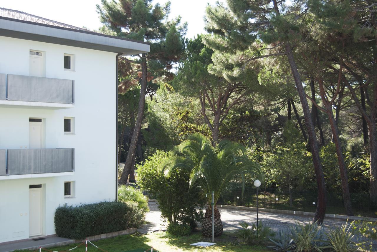 Residence Verde Pineta Principina a Mare Ngoại thất bức ảnh
